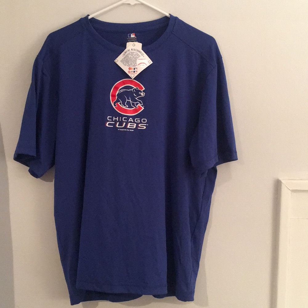 Genuine MLB Cubs shirt